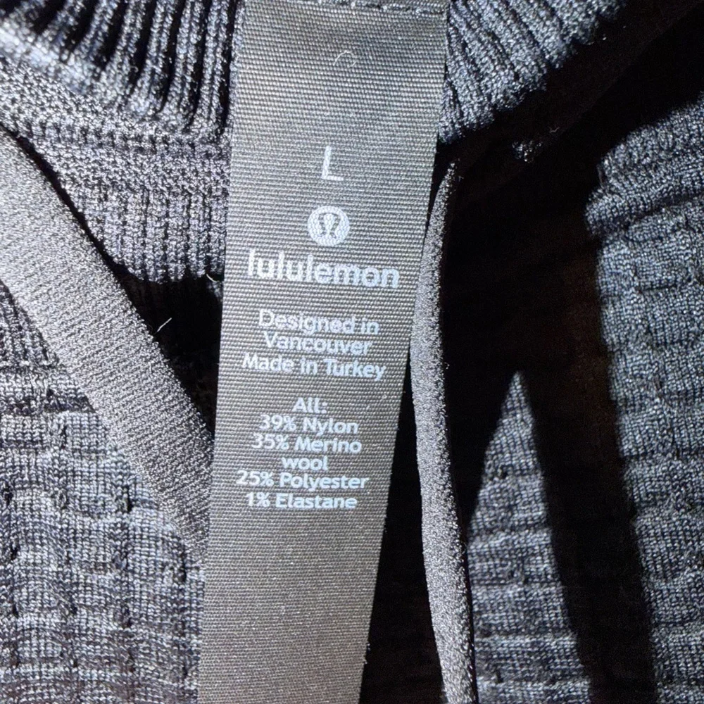 lululemon athletica Textured Black Joggers - Picture 3 of 5